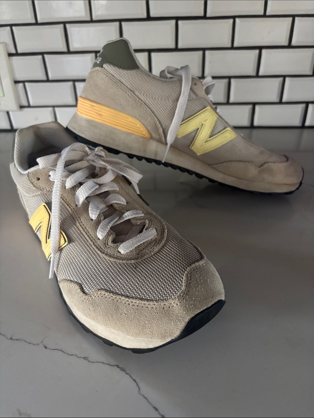New Balance 515 V3 Sneakers, EXCELLENT CONDITION, Men’s 9.5/Women’s 11